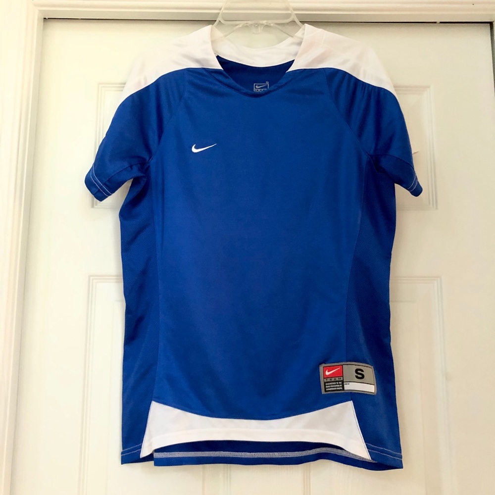 Nike Team Dry Fit Active Sport Swoosh Logo T-Shirt